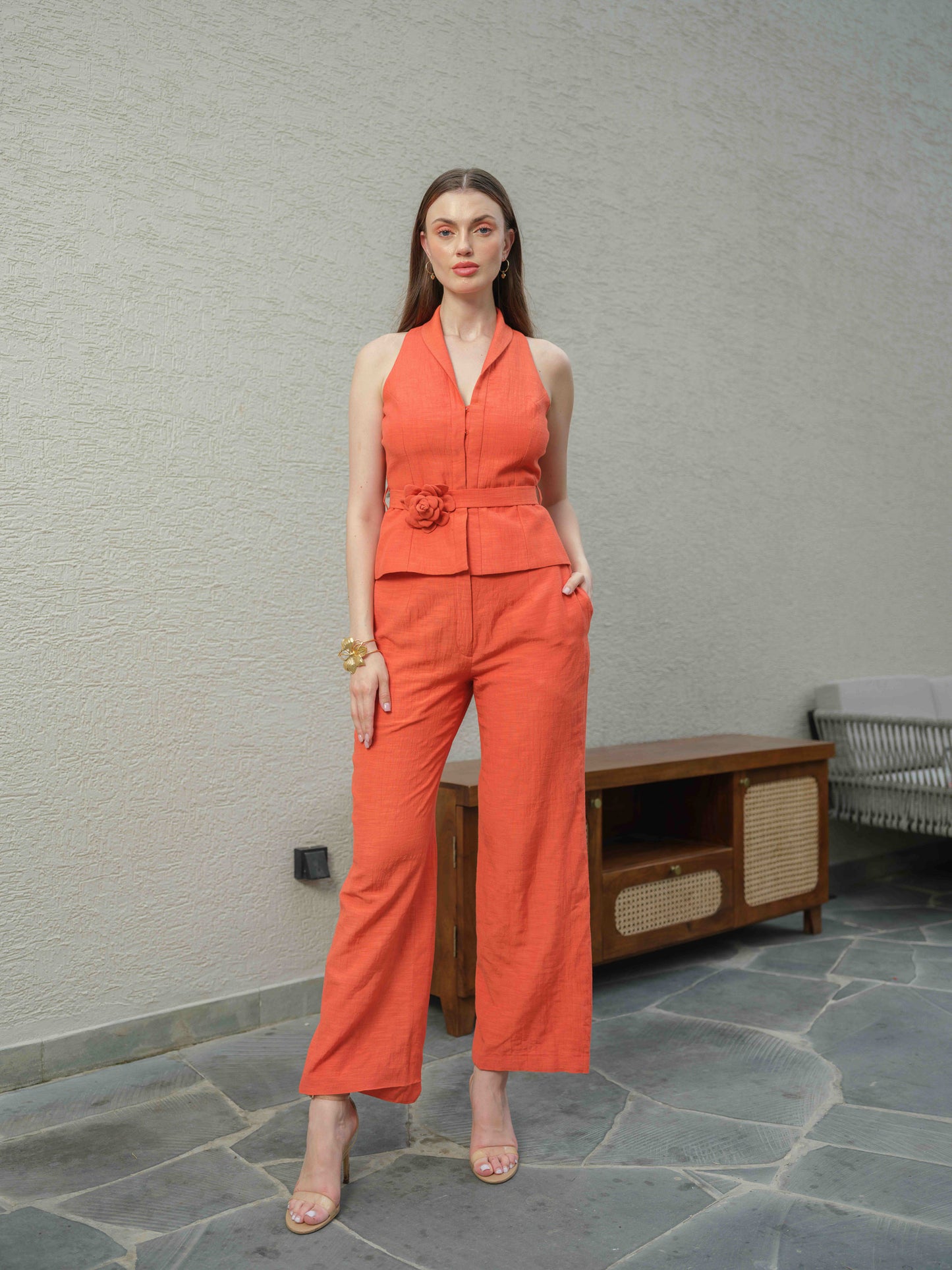 TANGARINE -Top with a detachable bow paired with tailored pants
