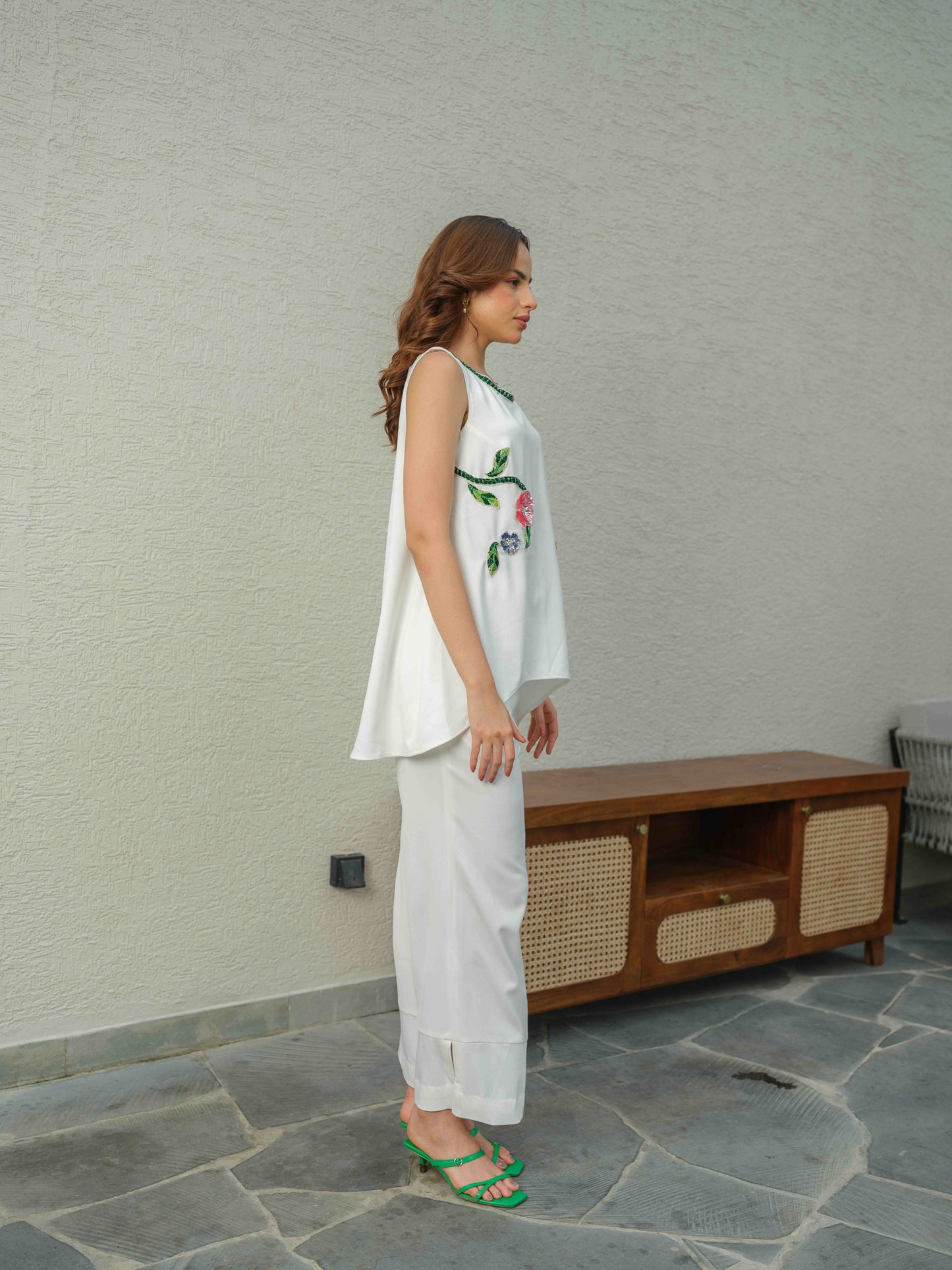 HAZEL – A co-ord set with an up-and-down top featuring applique work and 3D embroidery, paired with flared pants