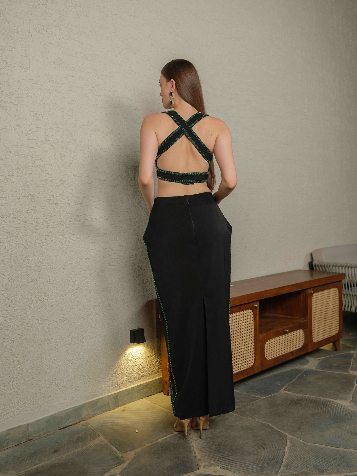 OBSCURA – Tube top with embroidery paired with a structured skirt featuring 3D embroidered detailing.