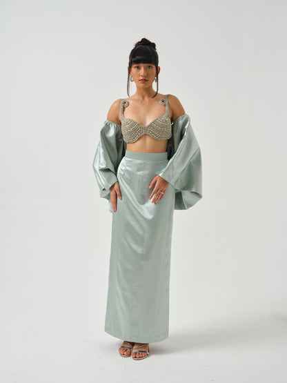 INAAYA- A heavily embroidered blouse paired with skirt and bow