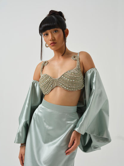 INAAYA- A heavily embroidered blouse paired with skirt and bow