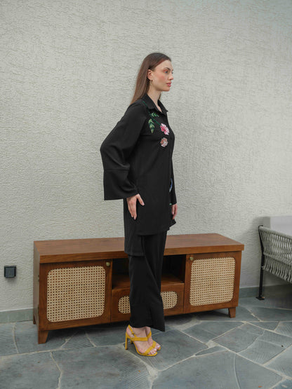 KYLIE – A co-ord tunic with an up-and-down style top featuring 3D embroidery