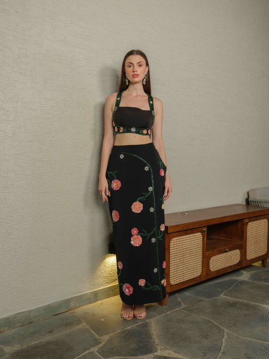 OBSCURA – Tube top with embroidery paired with a structured skirt featuring 3D embroidered detailing.
