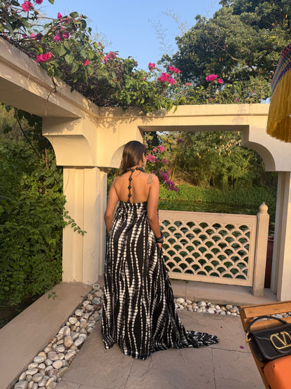 RUSTIC - A flowy black dress with bead detailing