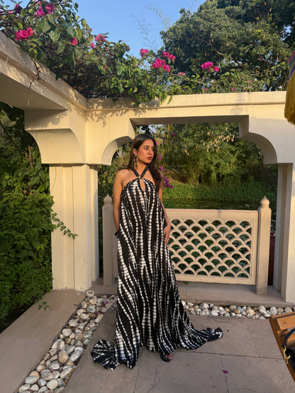 RUSTIC - A flowy black dress with bead detailing