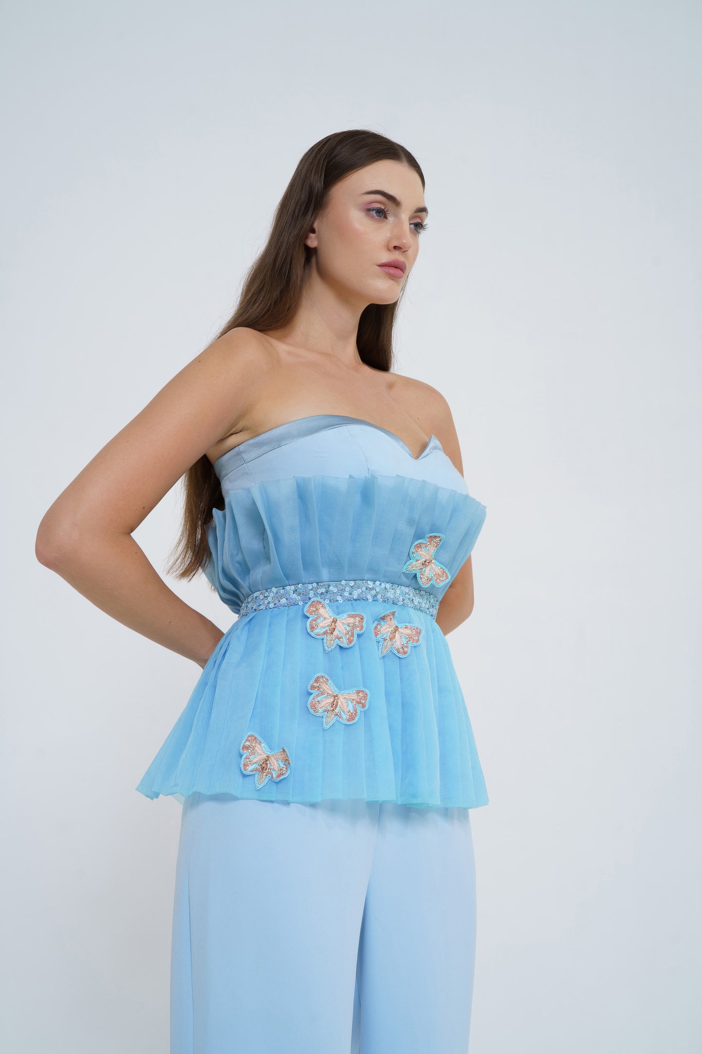 Mariposa - Jumpsuit with 3D butterfly embellishment