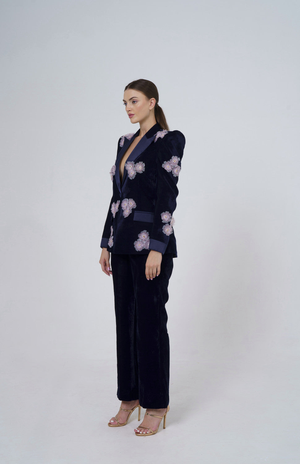 Navy Blue velvet one-button cropped Blazer | Sumissura