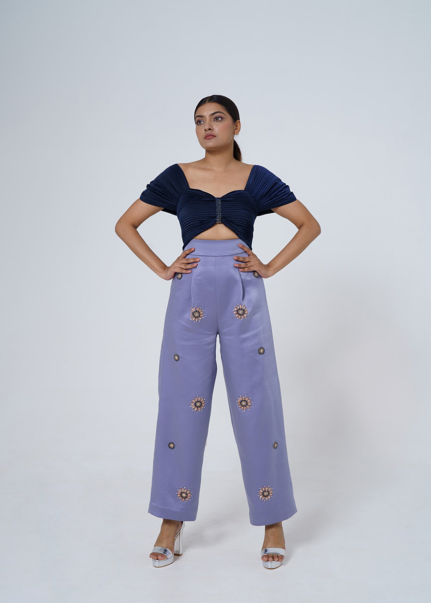 Chelsey - Jumpsuit with floral embellishment