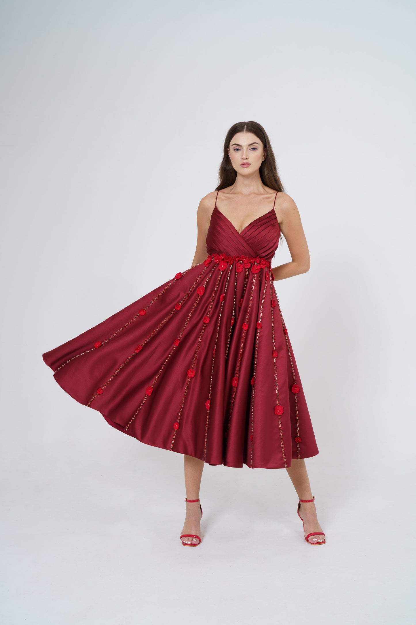 Ruth - Big volume tea-length gown